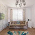 Apartment Deluxe Design *