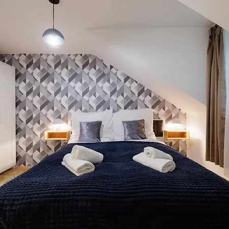 Deluxe Design Апартаменты Дебрецен