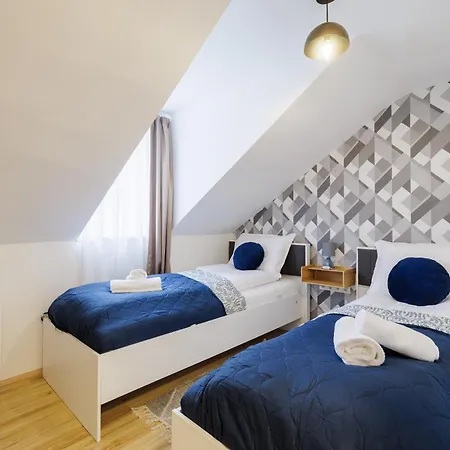 Deluxe Design Apartament *