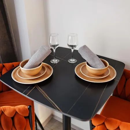 Deluxe Design Debreţin